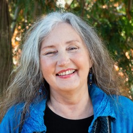 Melanie Bacon